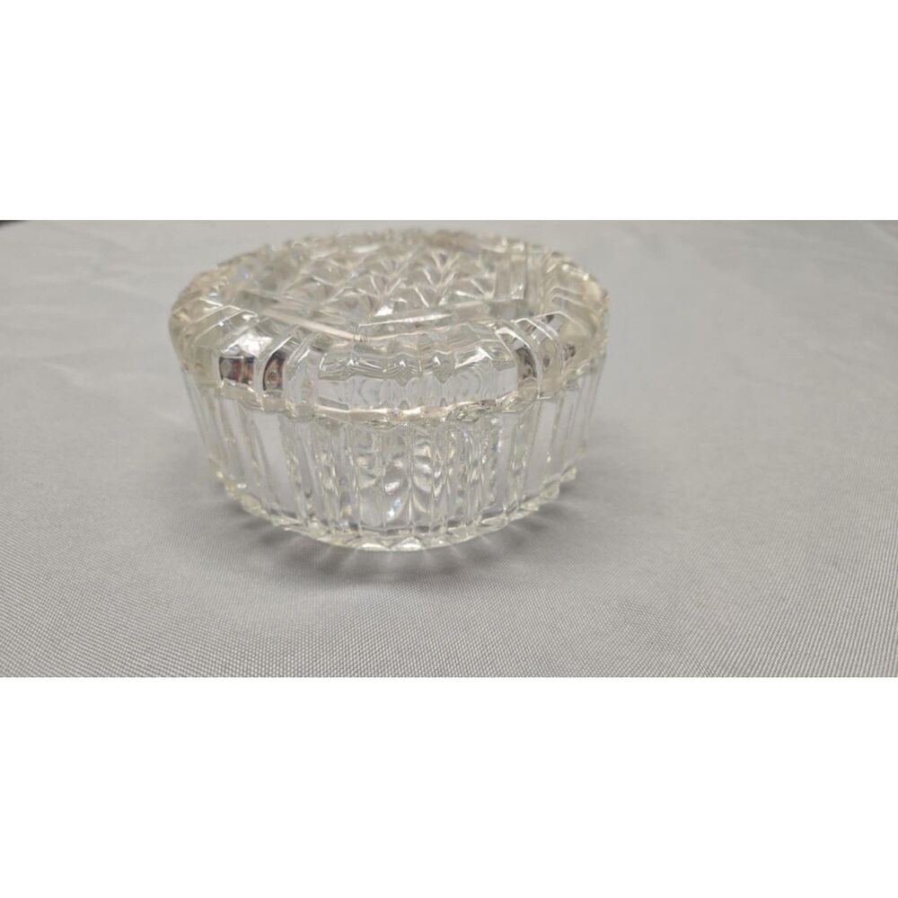 Vintage Round Ribbed lidded Glass Trinket vanity Dish